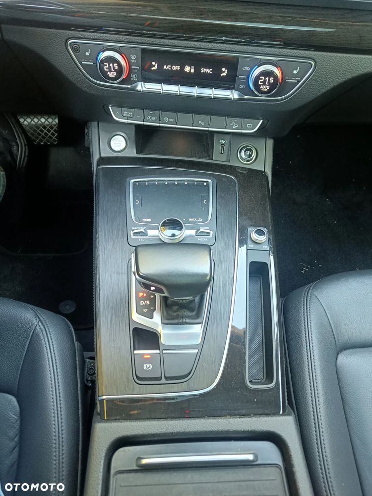 Audi Q5 2.0 TFSI Quattro S tronic design - 11