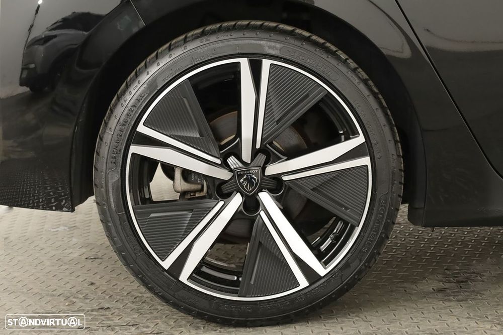 Peugeot 308 1.2 PureTech GT EAT8 - 5