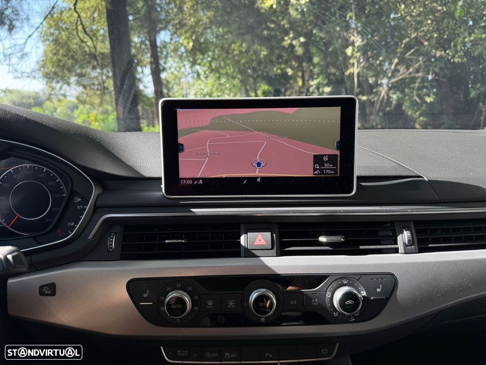 Audi A4 2.0 TDI S-line S tronic - 20