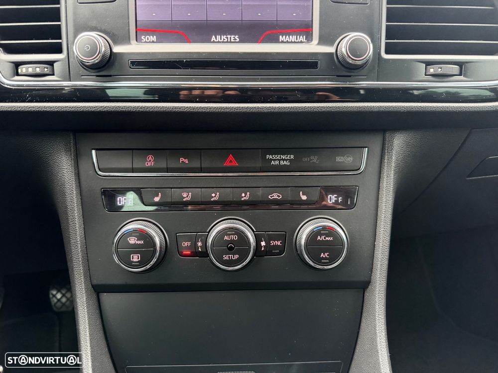 SEAT Leon 1.6 TDI S&S Style - 30