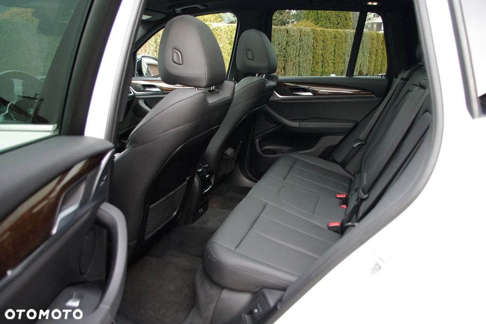 BMW X3 - 13