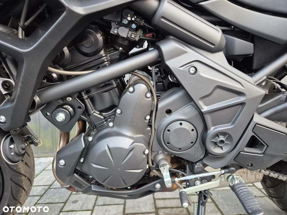 Kawasaki Versys 650 - 23