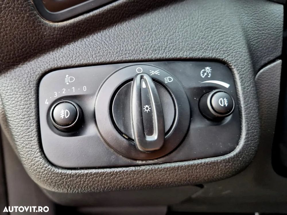 Ford Kuga 2.0 TDCi 4WD Powershift Trend - 23