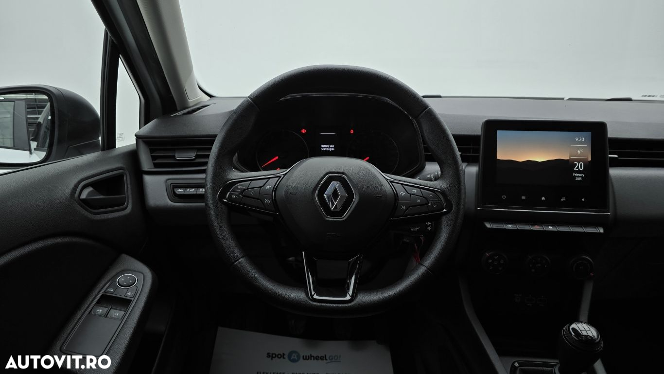 Renault Clio - 15