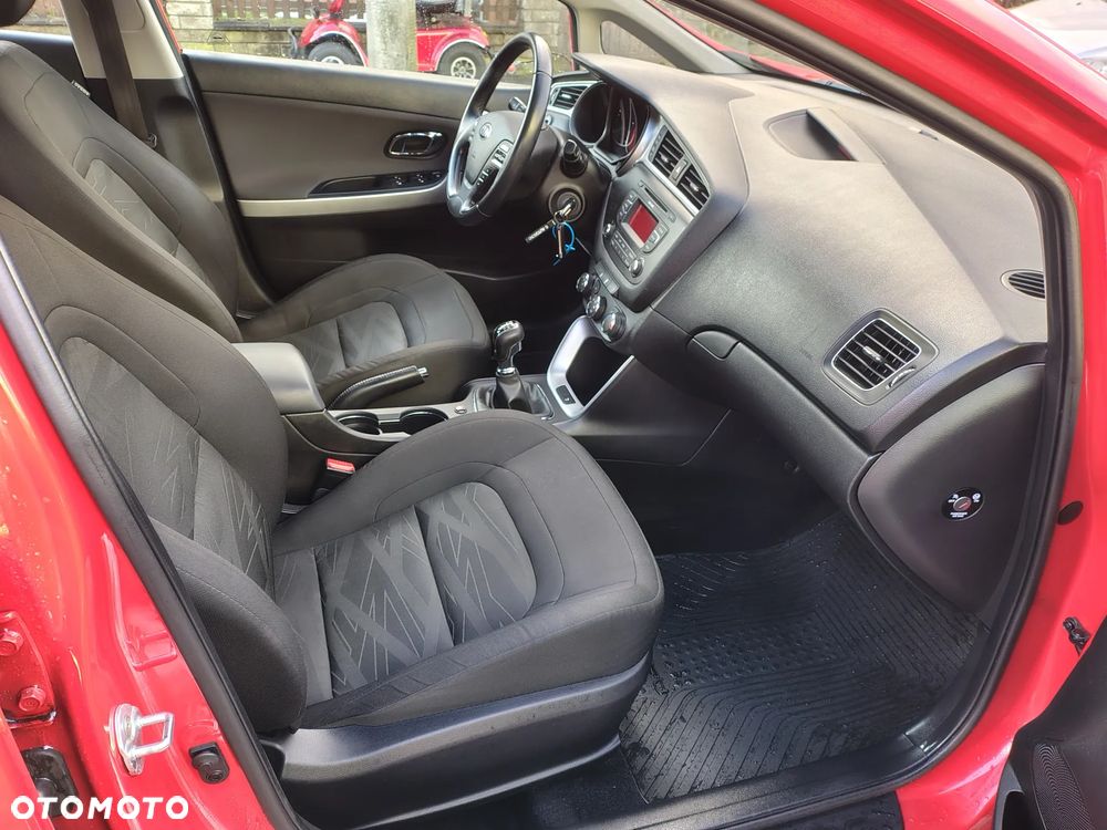 Kia Ceed 1.6 GDI ISG Dream-Team Edition - 20