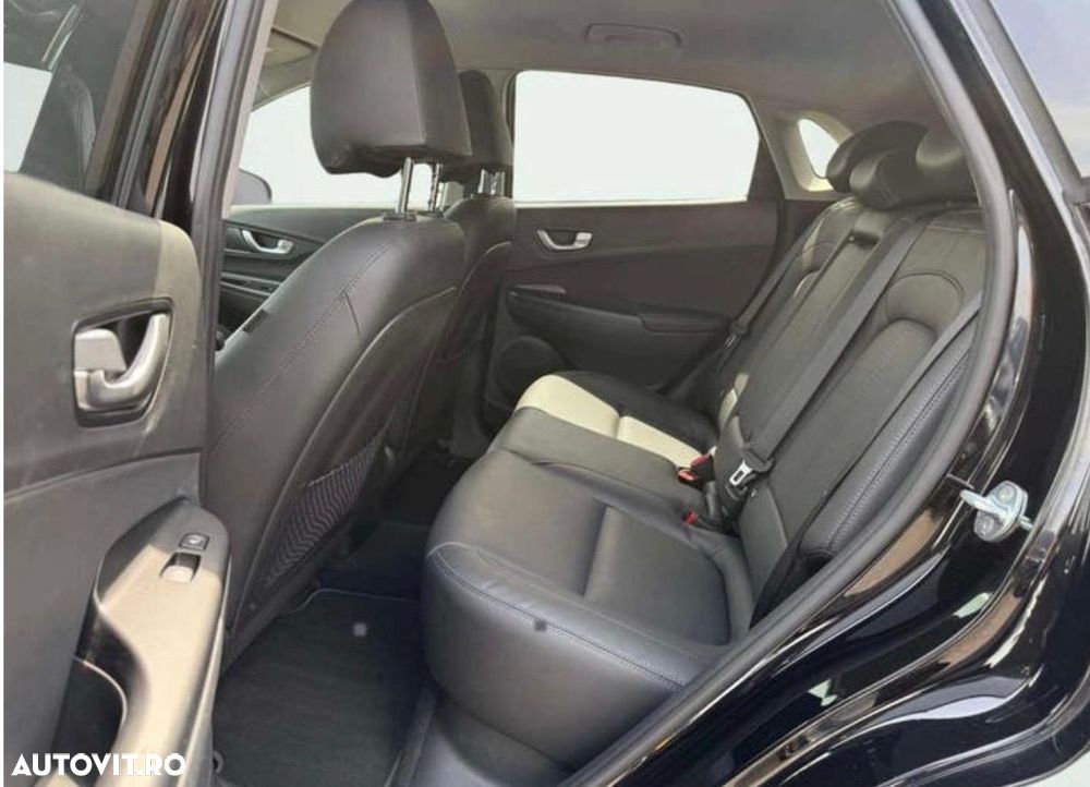 Hyundai KONA Business - 12