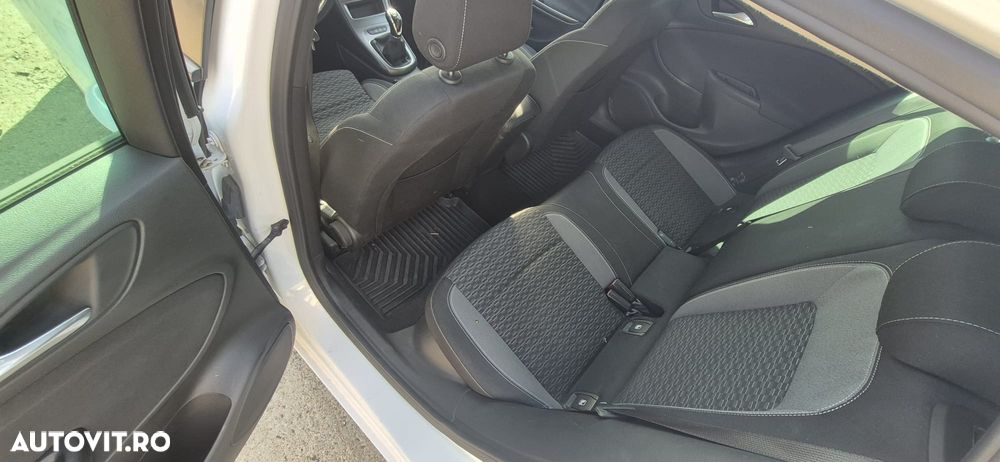 Opel Astra - 8