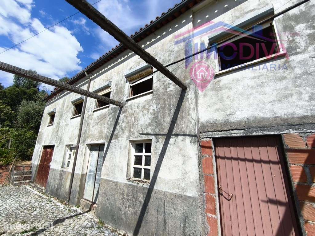 Moradia T2 com Terreno para Renovar em Figueiró dos Vinhos - Grande imagem: 3/43