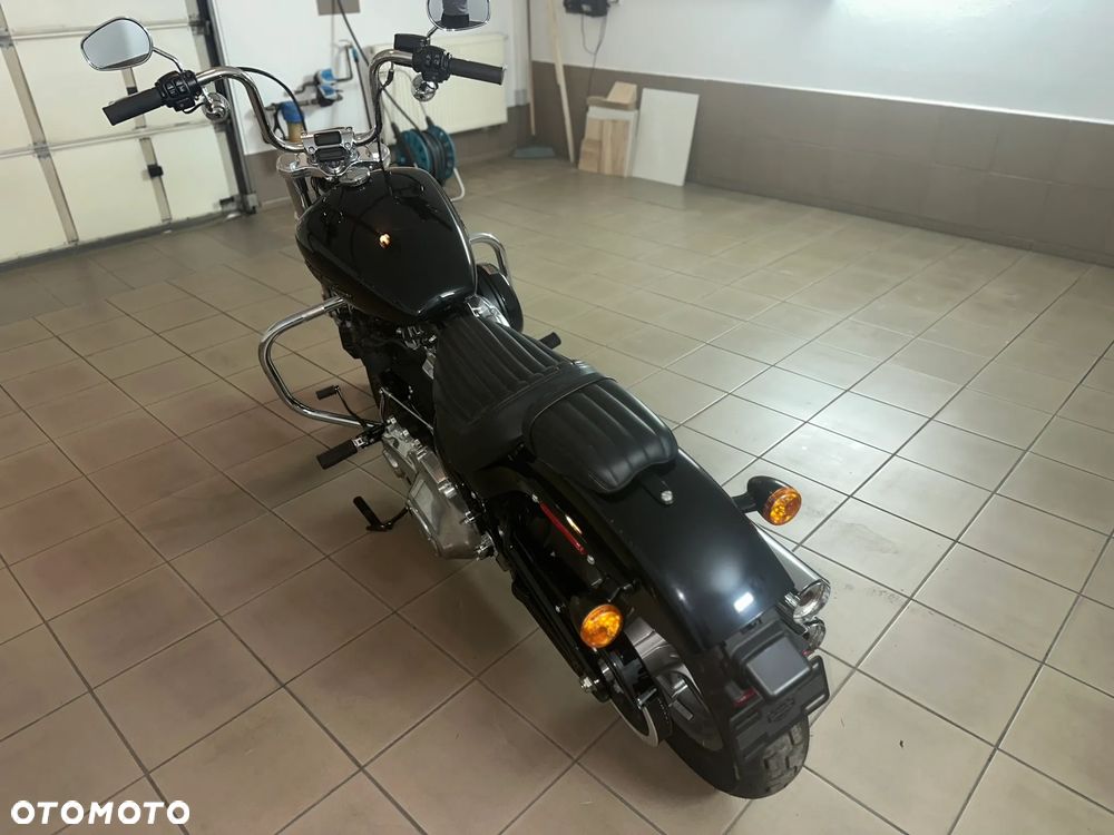 Harley-Davidson Softail Standard - 7