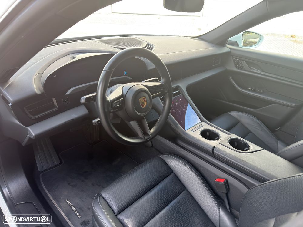 Porsche Taycan 4S Bateria Performance Plus - 8