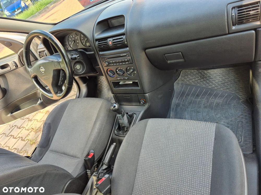 Opel Astra - 15