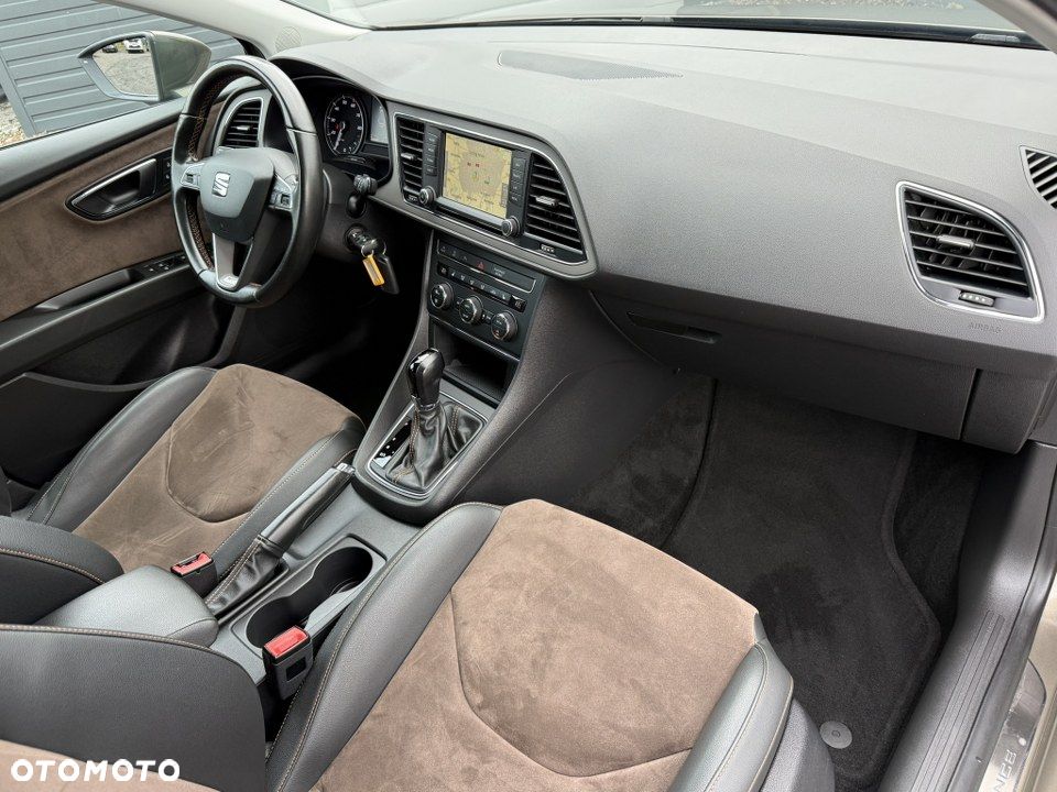Seat Leon Sportstourer 1.8 TSI Start&Stop 4Drive DSG X-Perience - 27