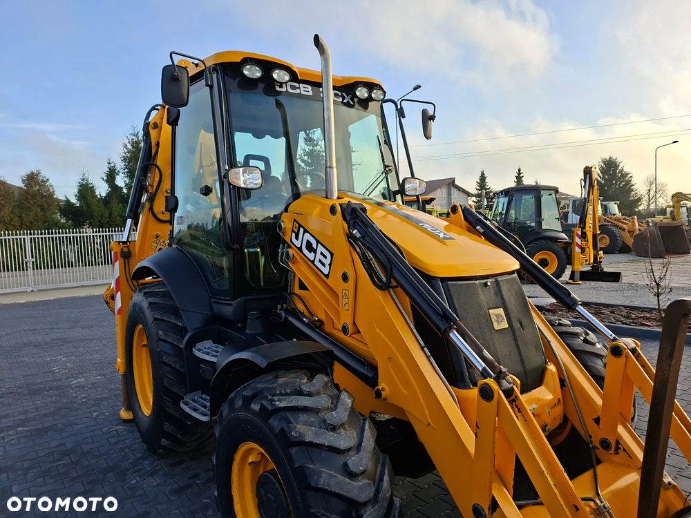 JCB 3CX Rok 2017 - 6