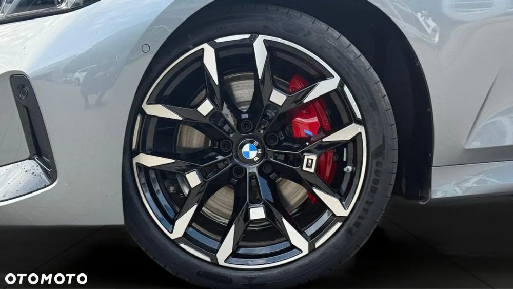 BMW Seria 3 330d xDrive mHEV M Sport - 7