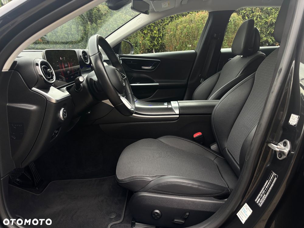 Mercedes-Benz Klasa C 220 d 9G-TRONIC Avantgarde - 17