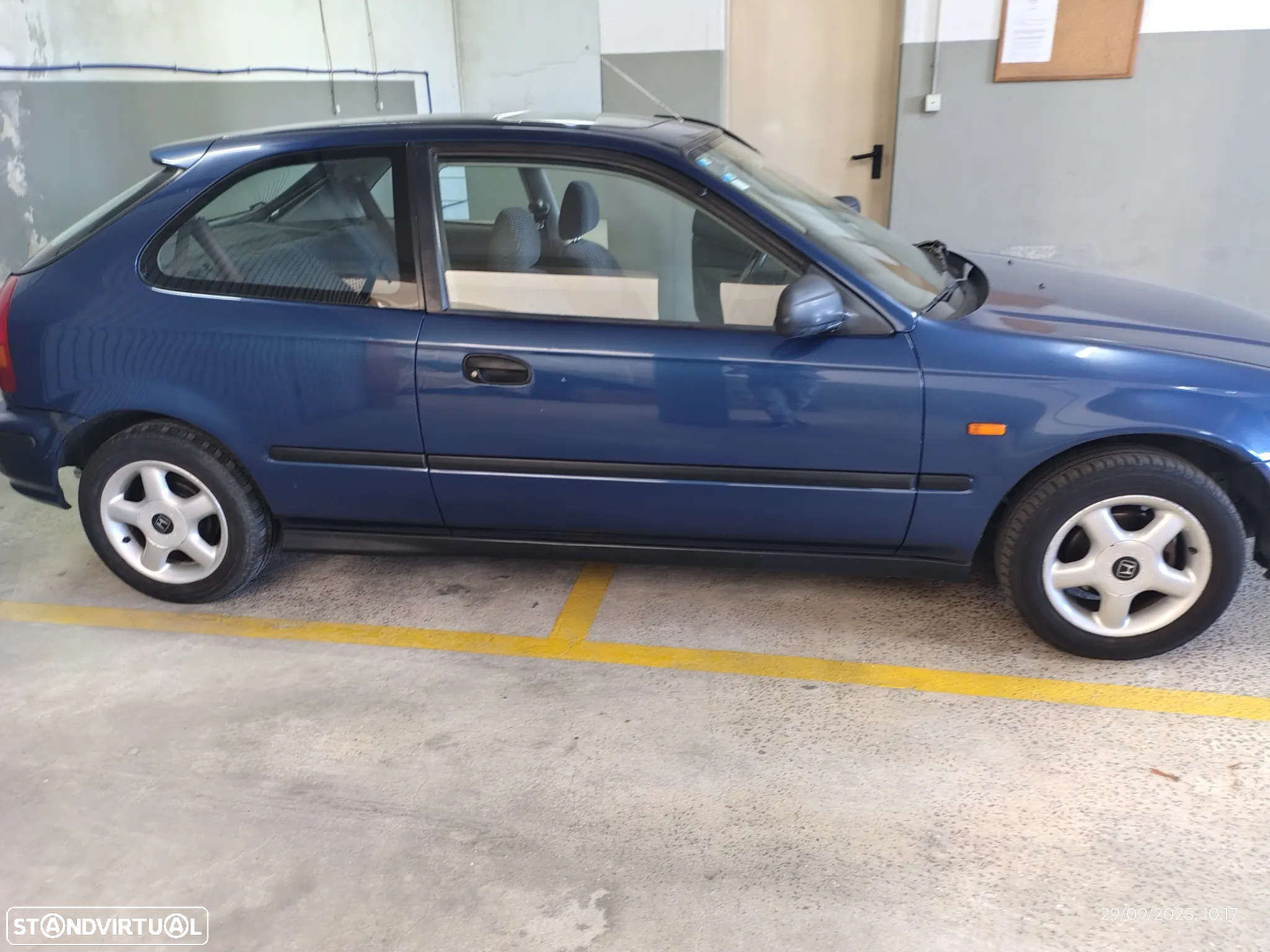 Honda Civic 1.4i S - 8