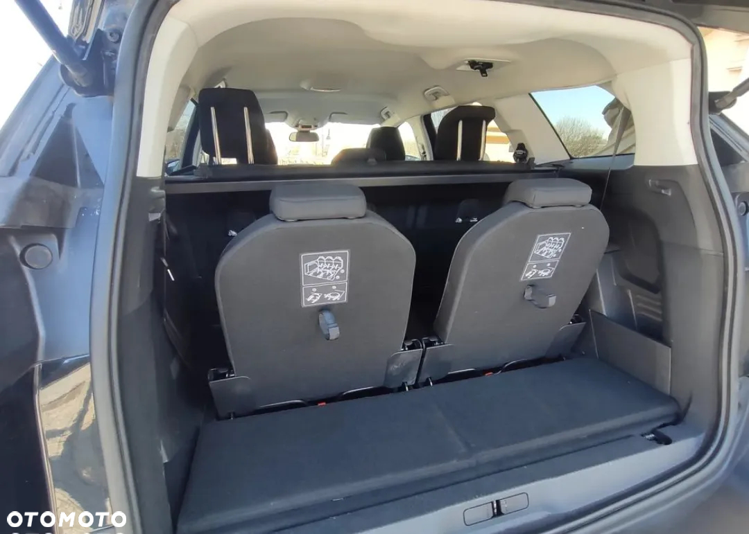 Peugeot 5008 1.5 BlueHDI Allure S&S EAT8 - 17