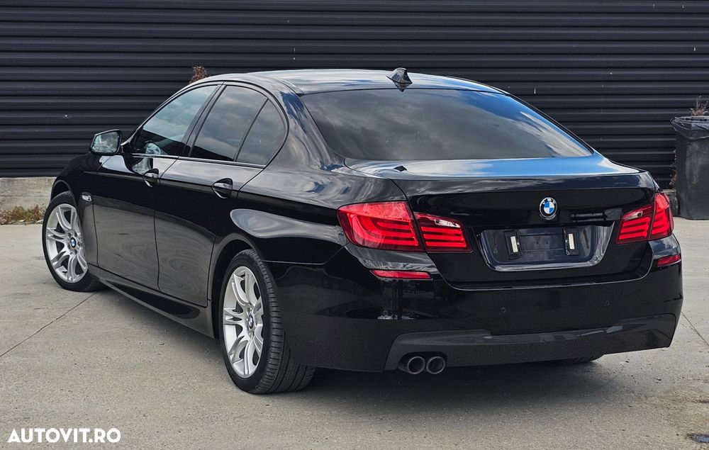 BMW Seria 5 520d Sport-Aut. - 25