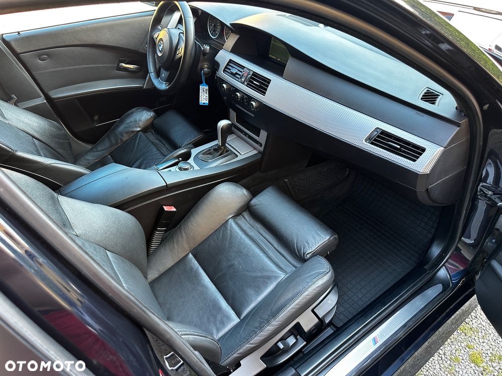 BMW Seria 5 525i - 16