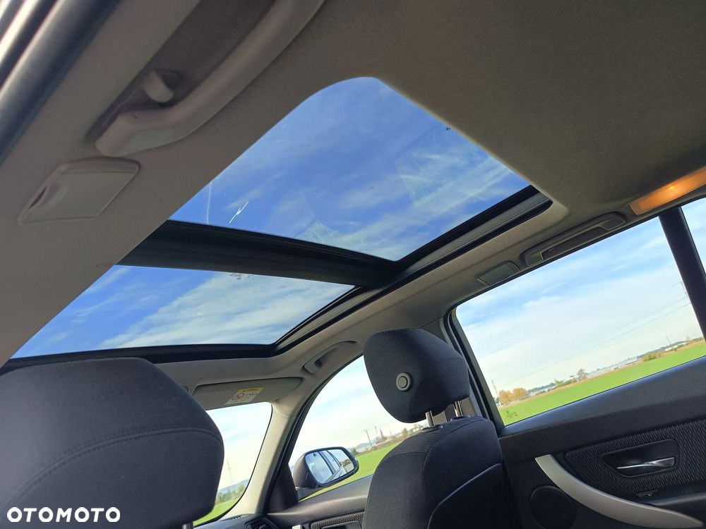 BMW Seria 3 320d - 13