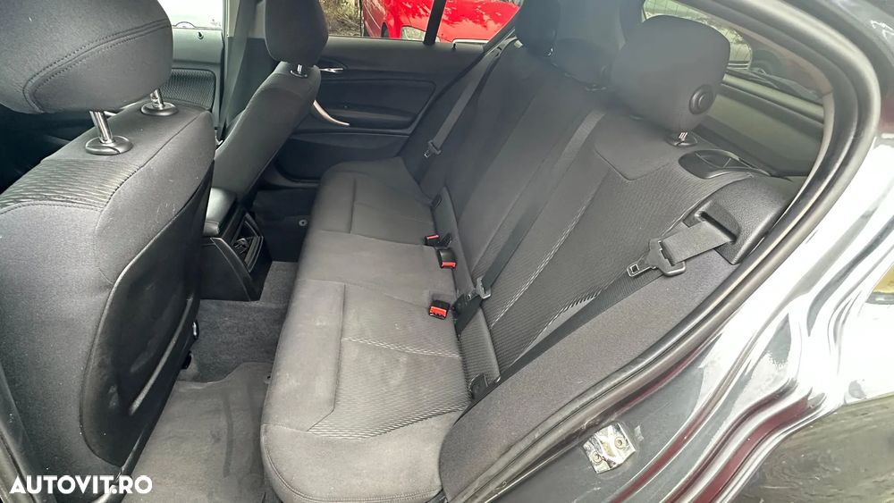 BMW Seria 1 116d Aut. - 24