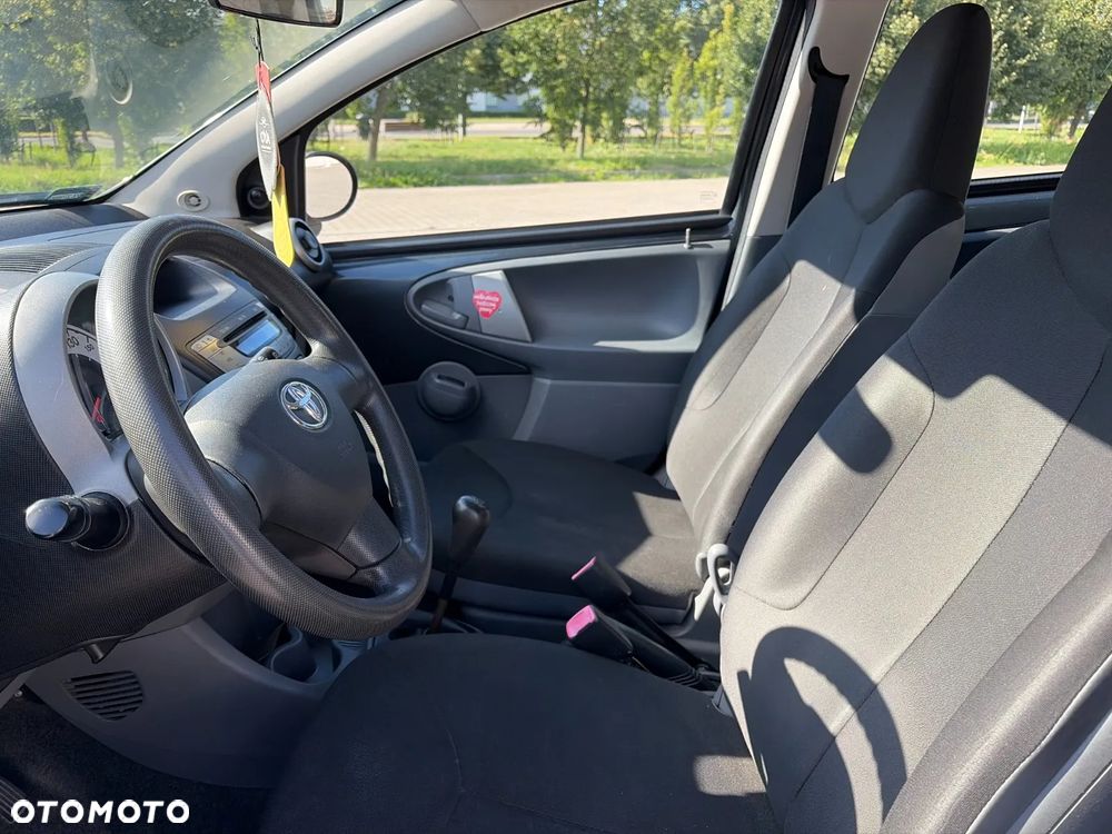 Toyota Aygo - 18