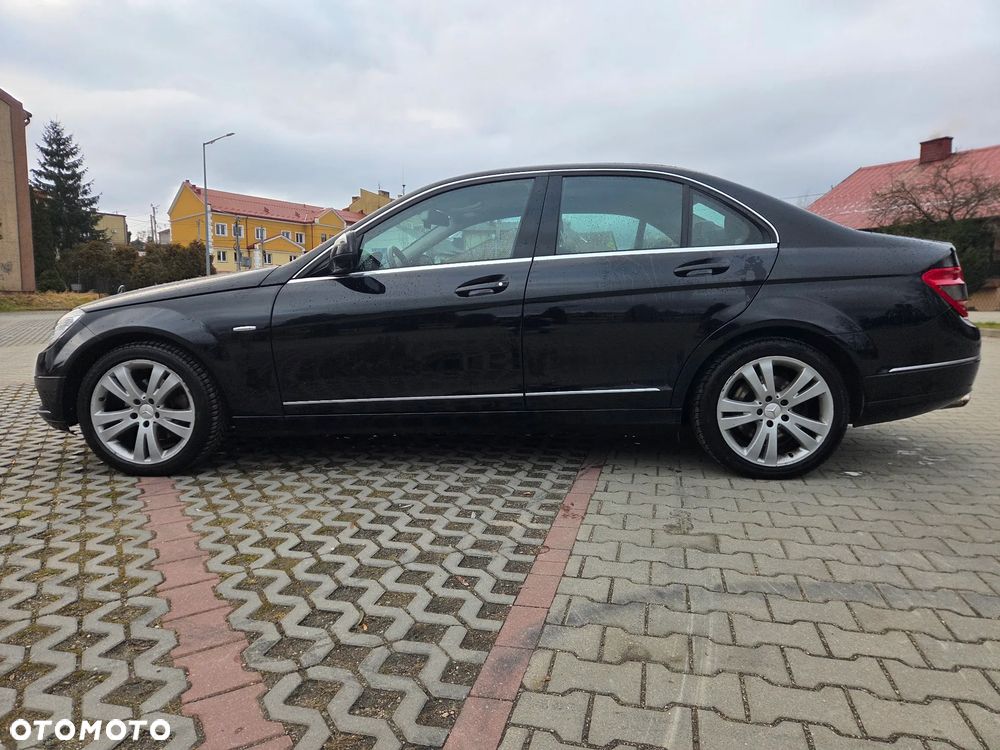 Mercedes-Benz Klasa C 220 CDI DPF Automatik Avantgarde - 2