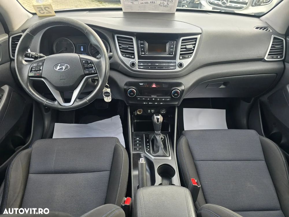 Hyundai Tucson 2.0 CRDI 4WD Automatik Advantage - 7