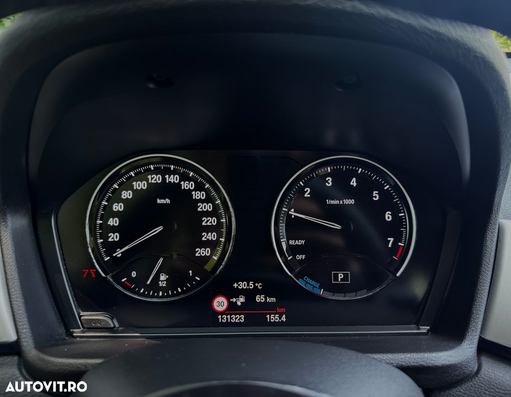 BMW X1 xDrive25e Sport Line - 8