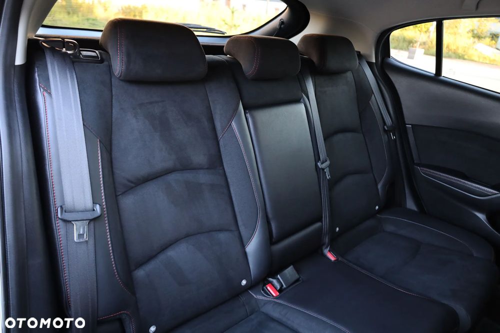 Mazda 3 SKYACTIV-G 120 NAKAMA - 22