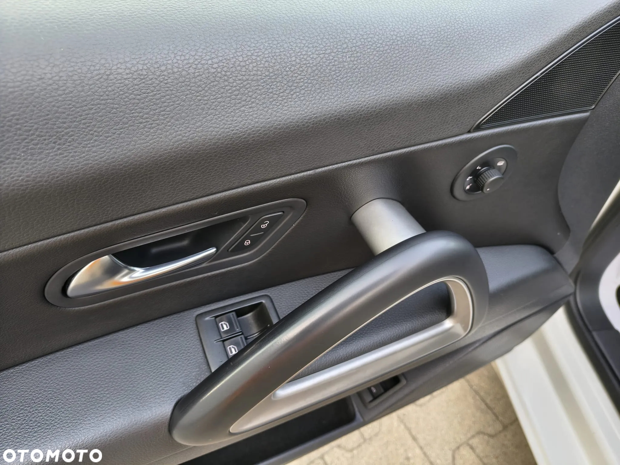 Volkswagen Scirocco 2.0 TDI DSG - 34