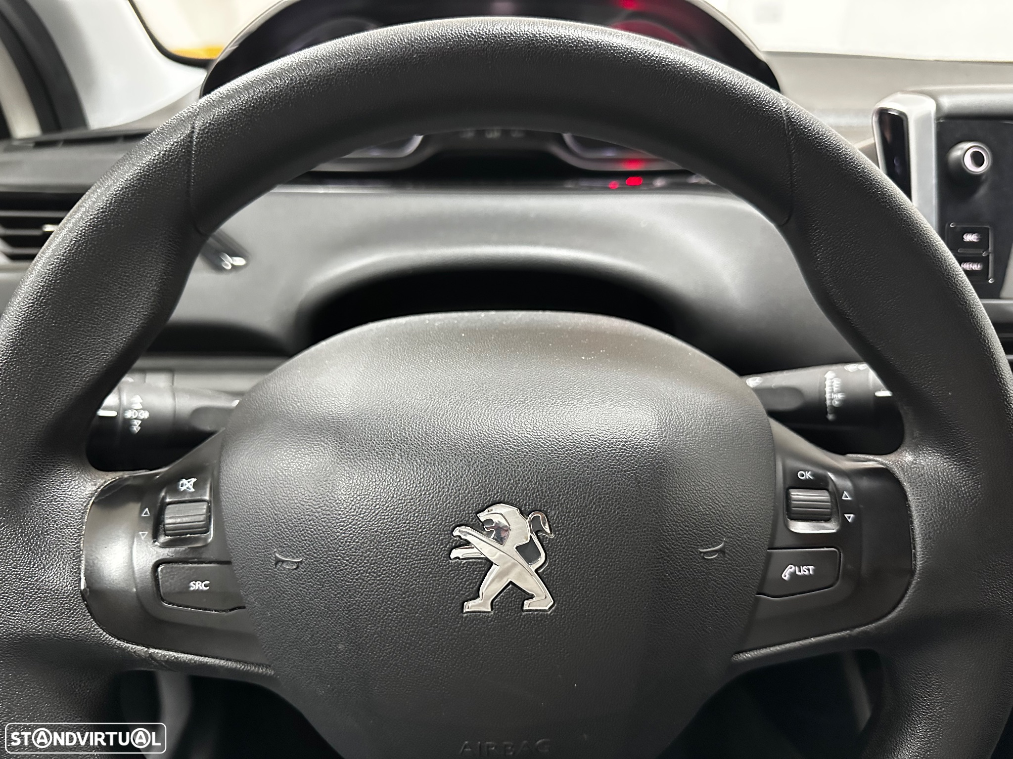 Peugeot 208 XA 1.6 Hdi - 5