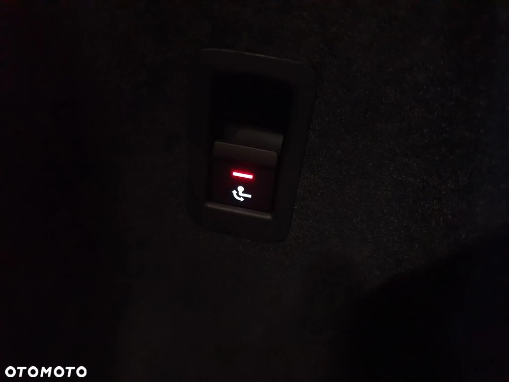 Audi Q3 40 TDI Quattro S Line S tronic - 35