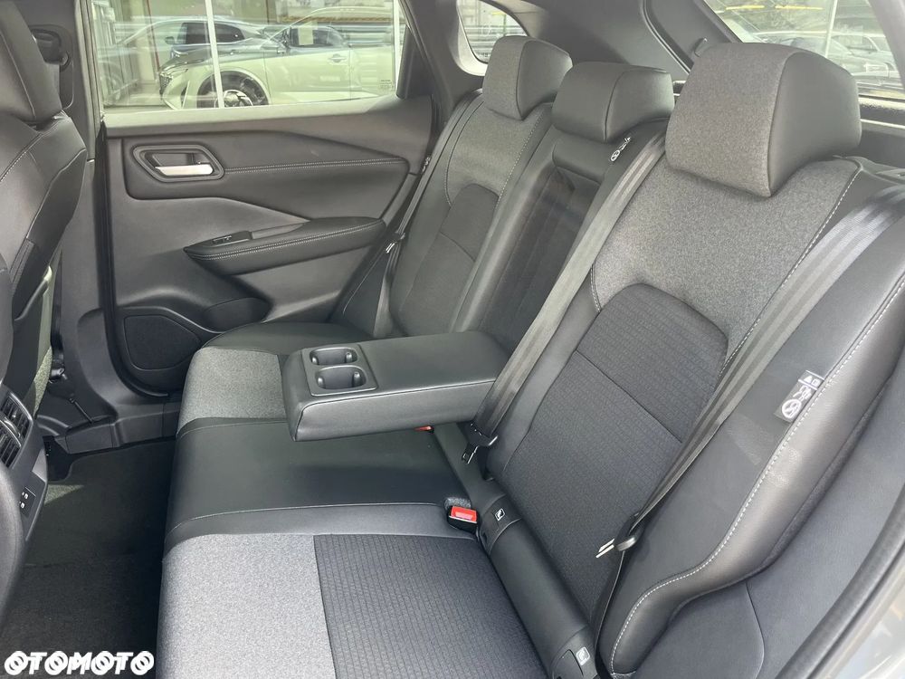 Nissan Qashqai - 14