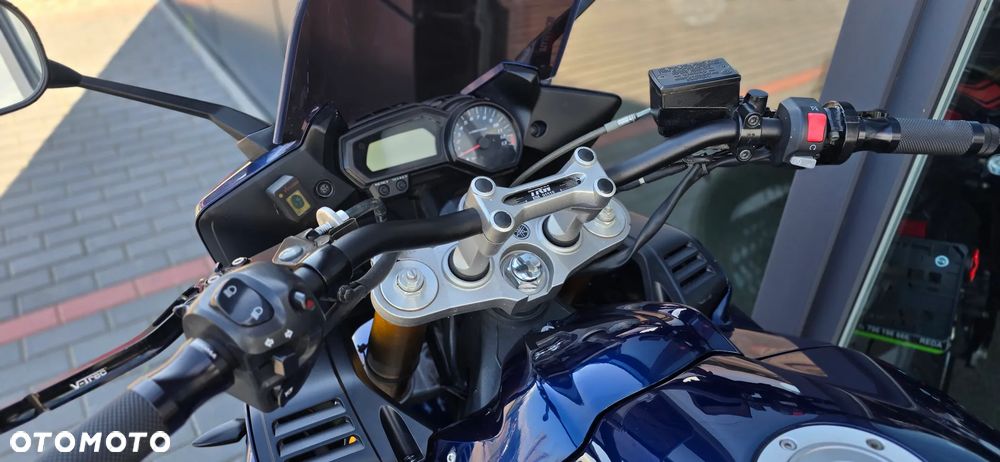 Yamaha FZ - 36