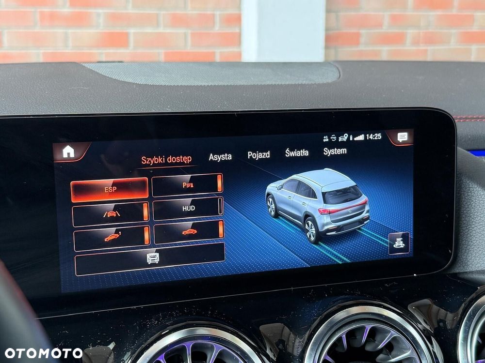 Mercedes-Benz EQA 350 66.5kWh 4-Matic AMG Line - 25
