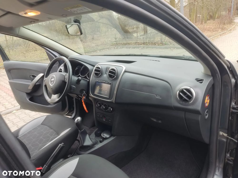 Dacia Sandero Stepway TCe 90 (S&S) Celebration - 22