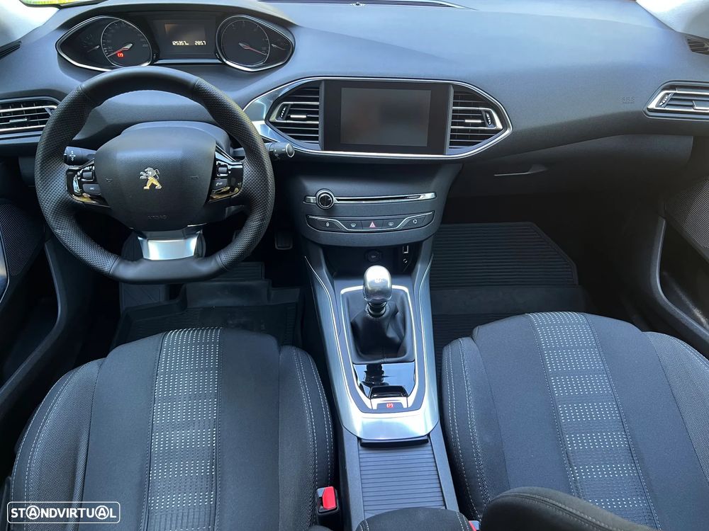 Peugeot 308 SW 1.6 BlueHDi Allure J17 - 20