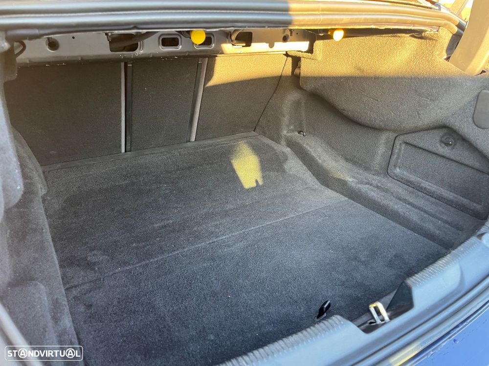 Jaguar XE 2.0 D R-Sport Aut. - 9