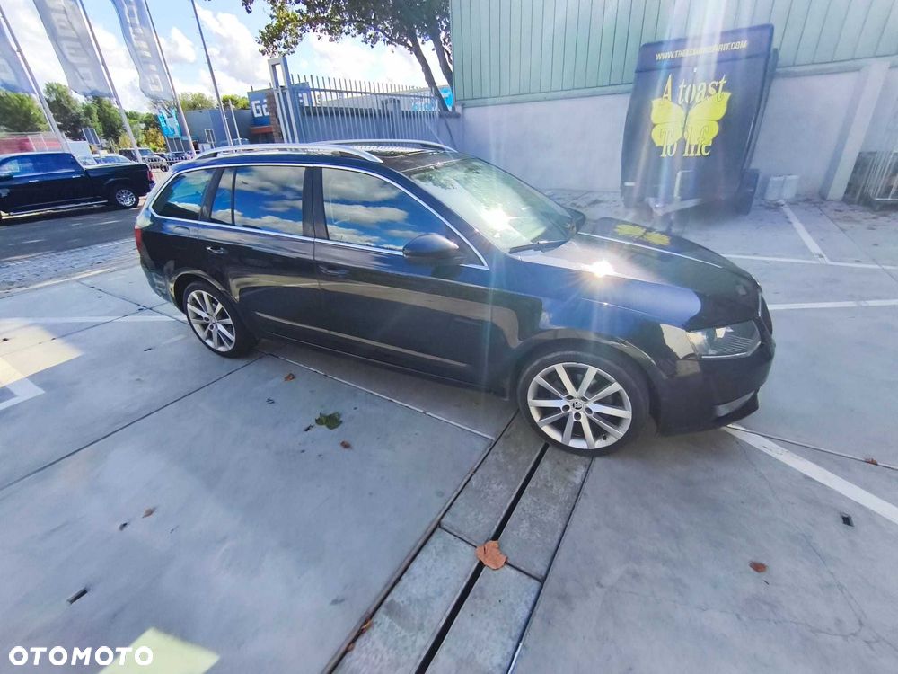 Skoda Octavia - 3