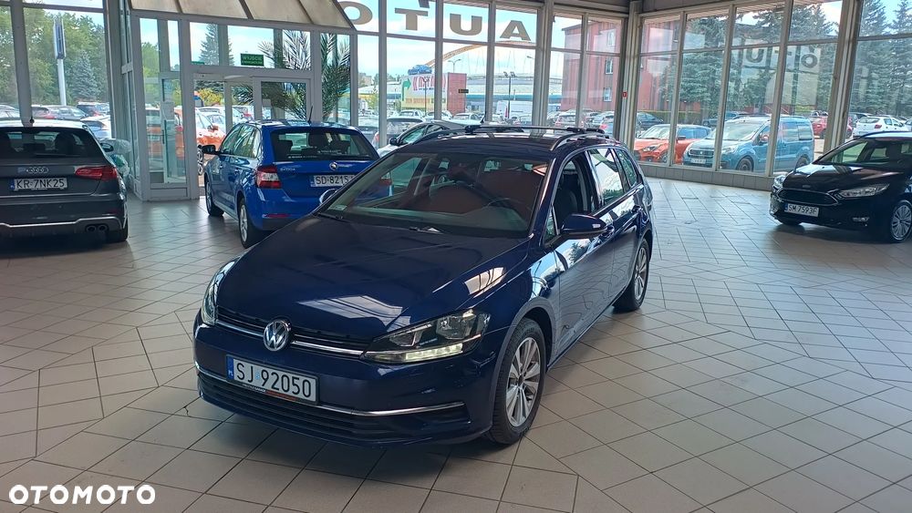 Volkswagen Golf - 11