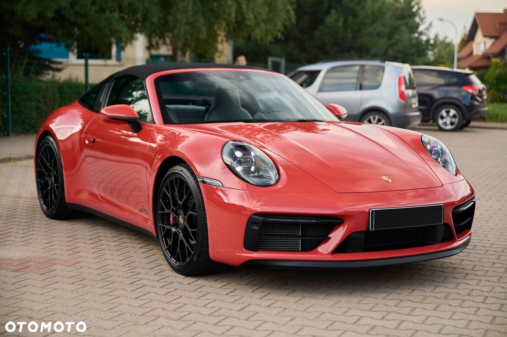 Porsche 911 Targa 4 GTS - 15