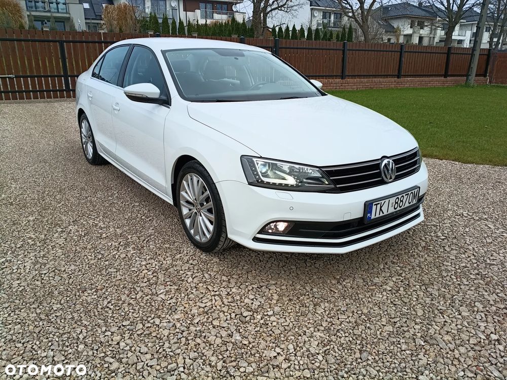 Volkswagen Jetta - 17