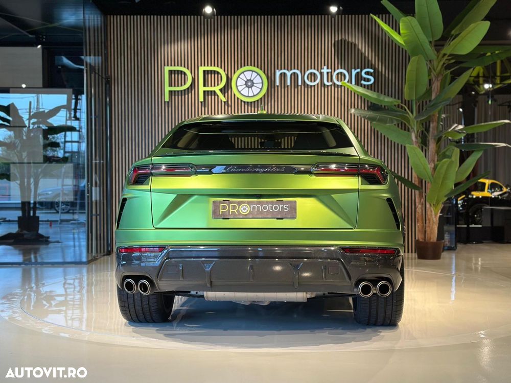 Lamborghini URUS - 16