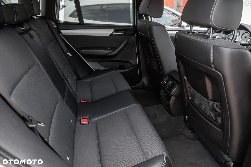 BMW X3 xDrive20d - 36