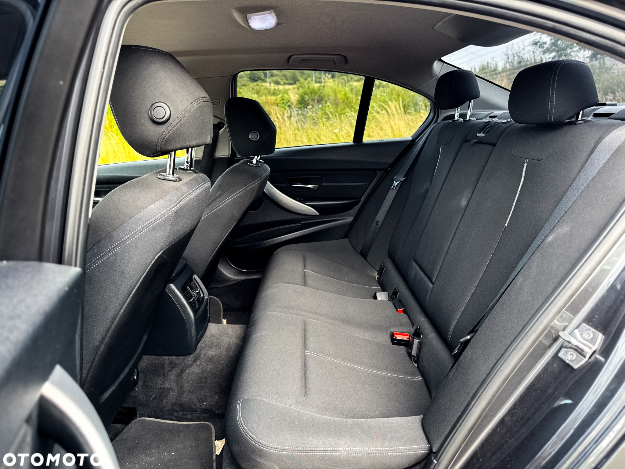 BMW Seria 3 - 12