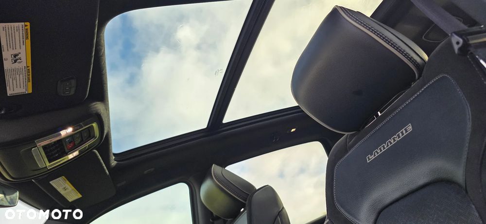 Dodge RAM 5.7 4x4 - 19