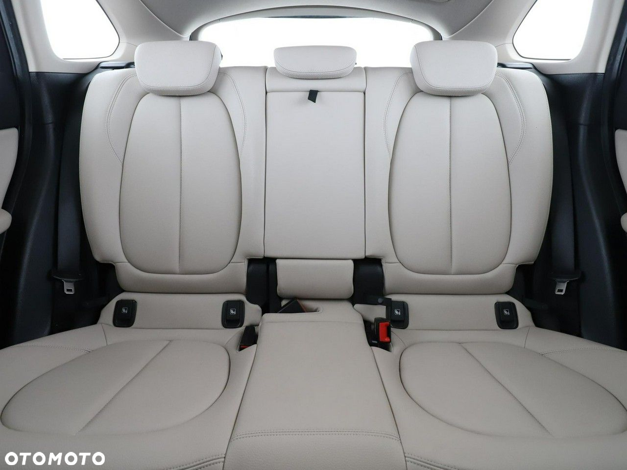 BMW X1 sDrive18d xLine - 18