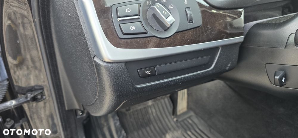 BMW Seria 5 530d - 36