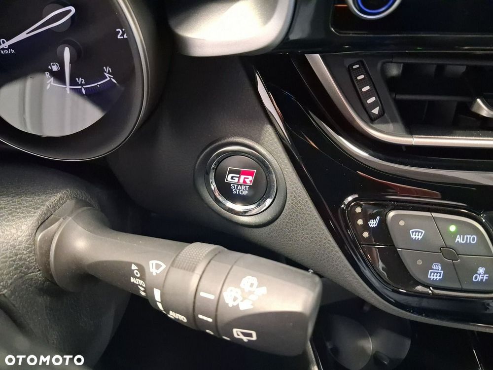 Toyota C-HR - 25